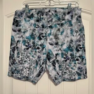 Lululemon Align Short 8" in Kaleidofloral Multi